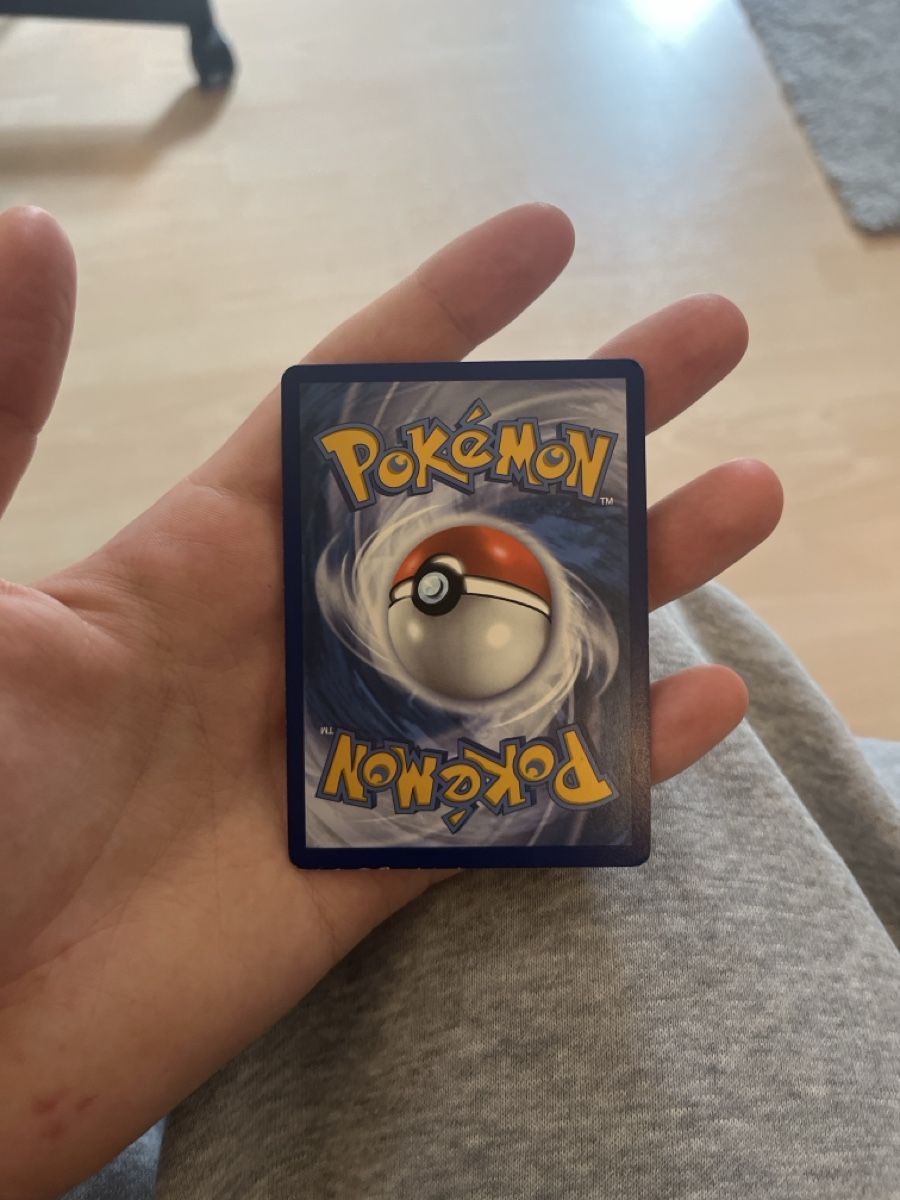 Pokémon Carte collezionabili: Marnies Pride – Usato da Zollikon venduto da ale_x2b2 1
