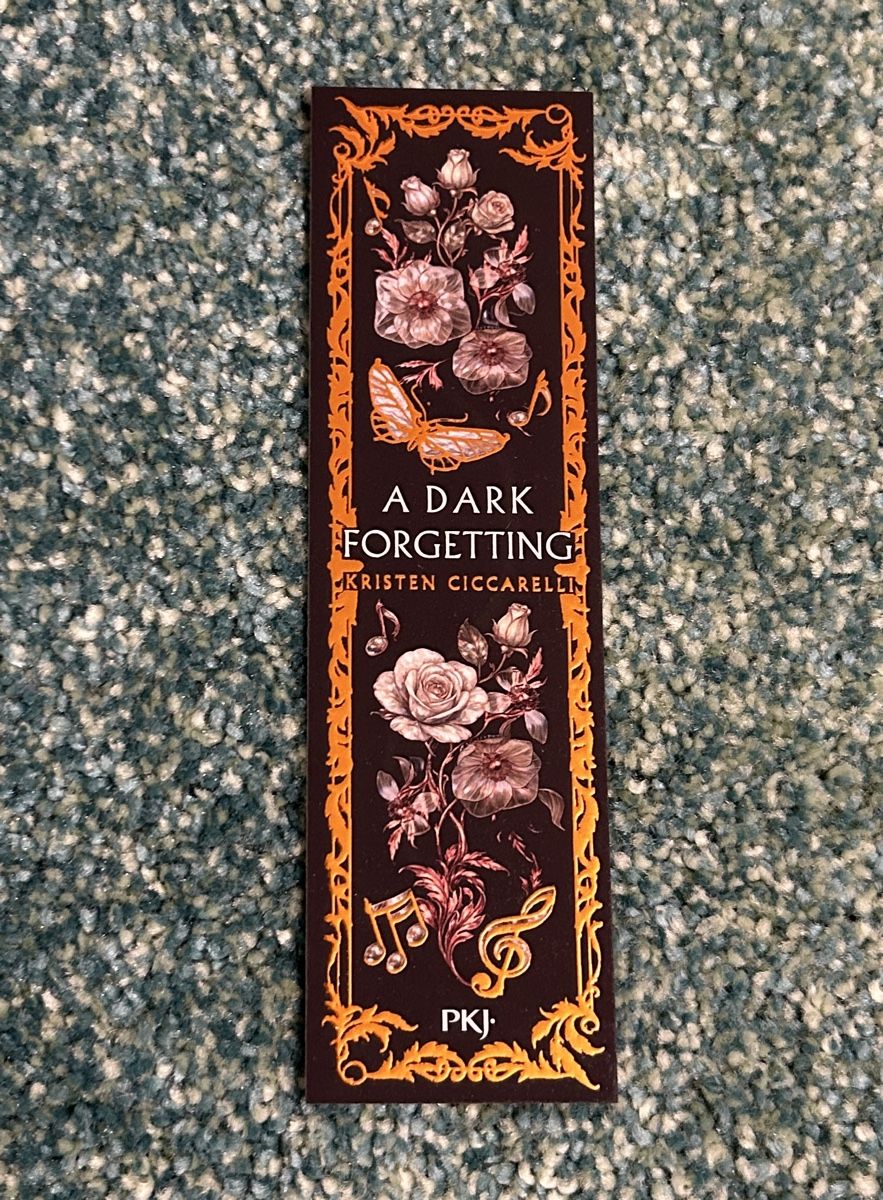 Cartes à collectionner: A Dark Forgetting Kristen Ciccarelli - Lot de 3 articles – Neuf avec emballage d'origine à St-Sulpice VD par med_9mc9 3