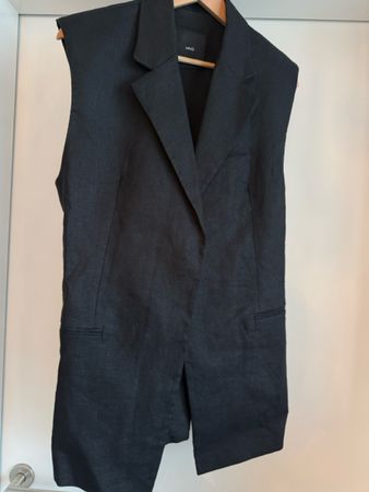 Sleeveless Blazer MNG black long cut good condition