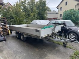 Auto-/Sachtransportanhänger mit Rampe