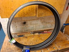 2 x Schwalbe Marthon Plus 700x28C / 28x1.1