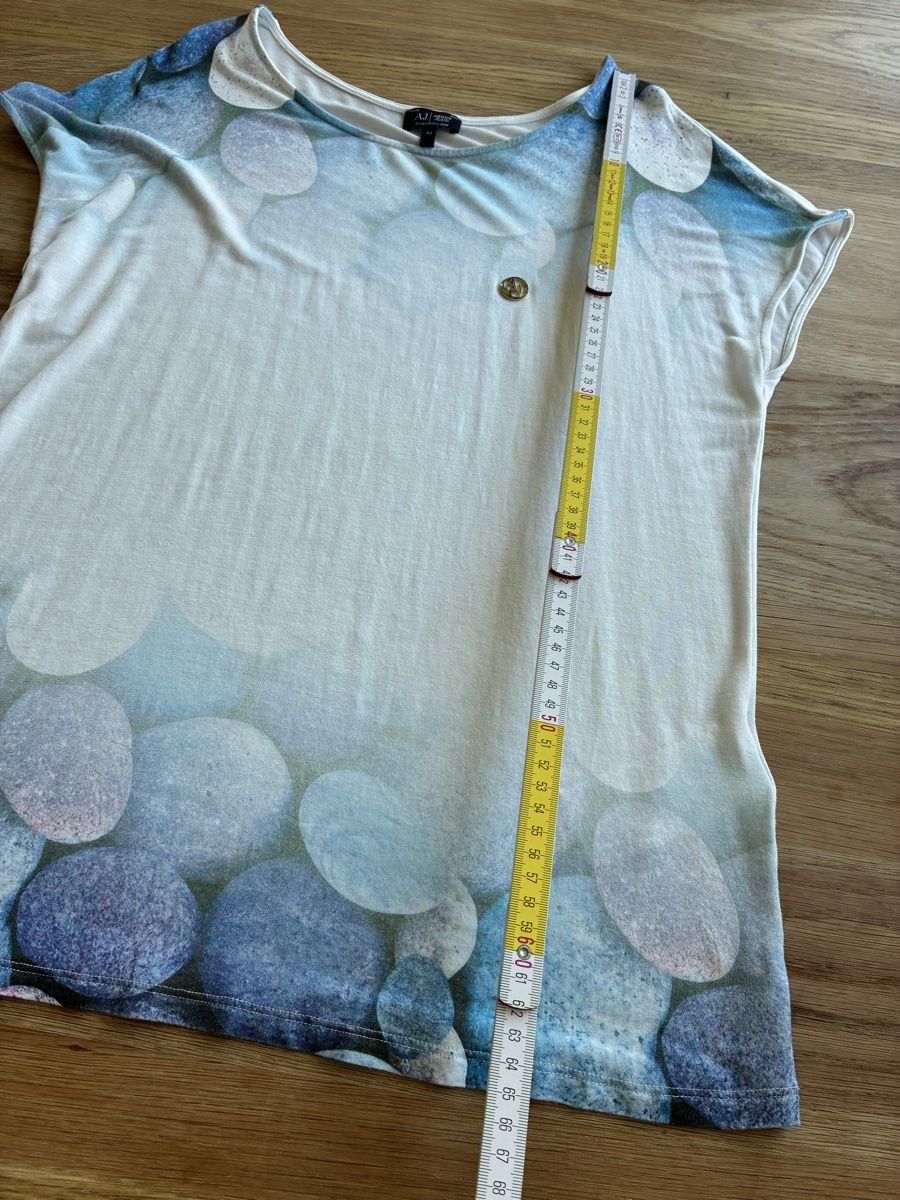 Armani T-shirt: Armani Jeans t-shirt – Usato da Muralto venduto da eva_bjp2 6