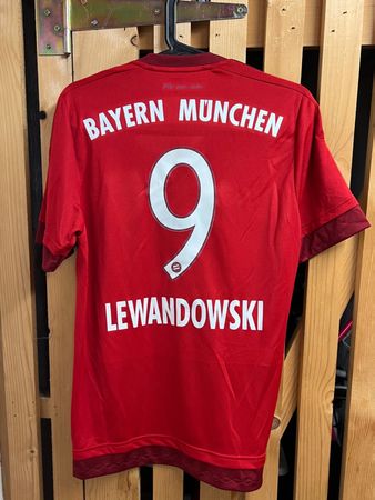 FC Bayern München Trikot Lewandowski
