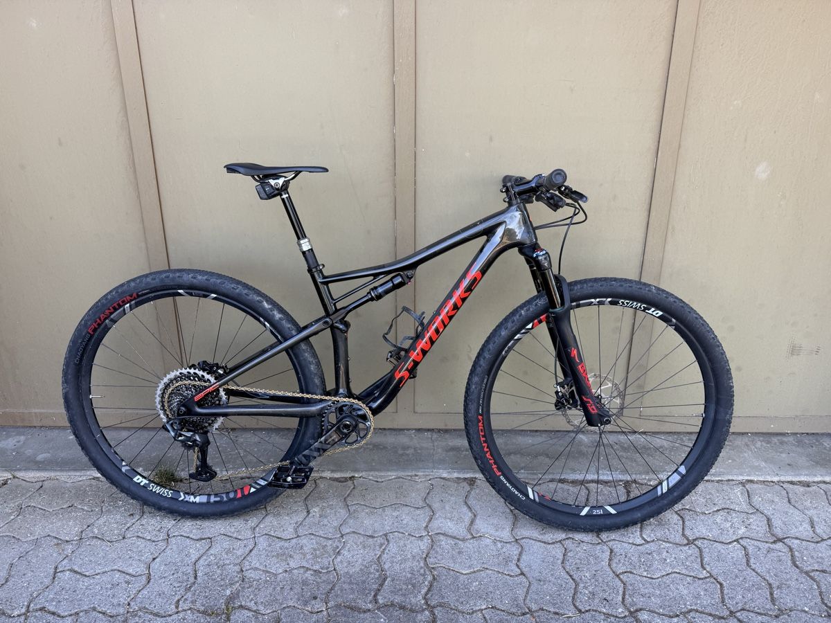 Velos: S-Works Bike full Carbon  – Gebraucht aus Reisiswil von Dominicschaer 1