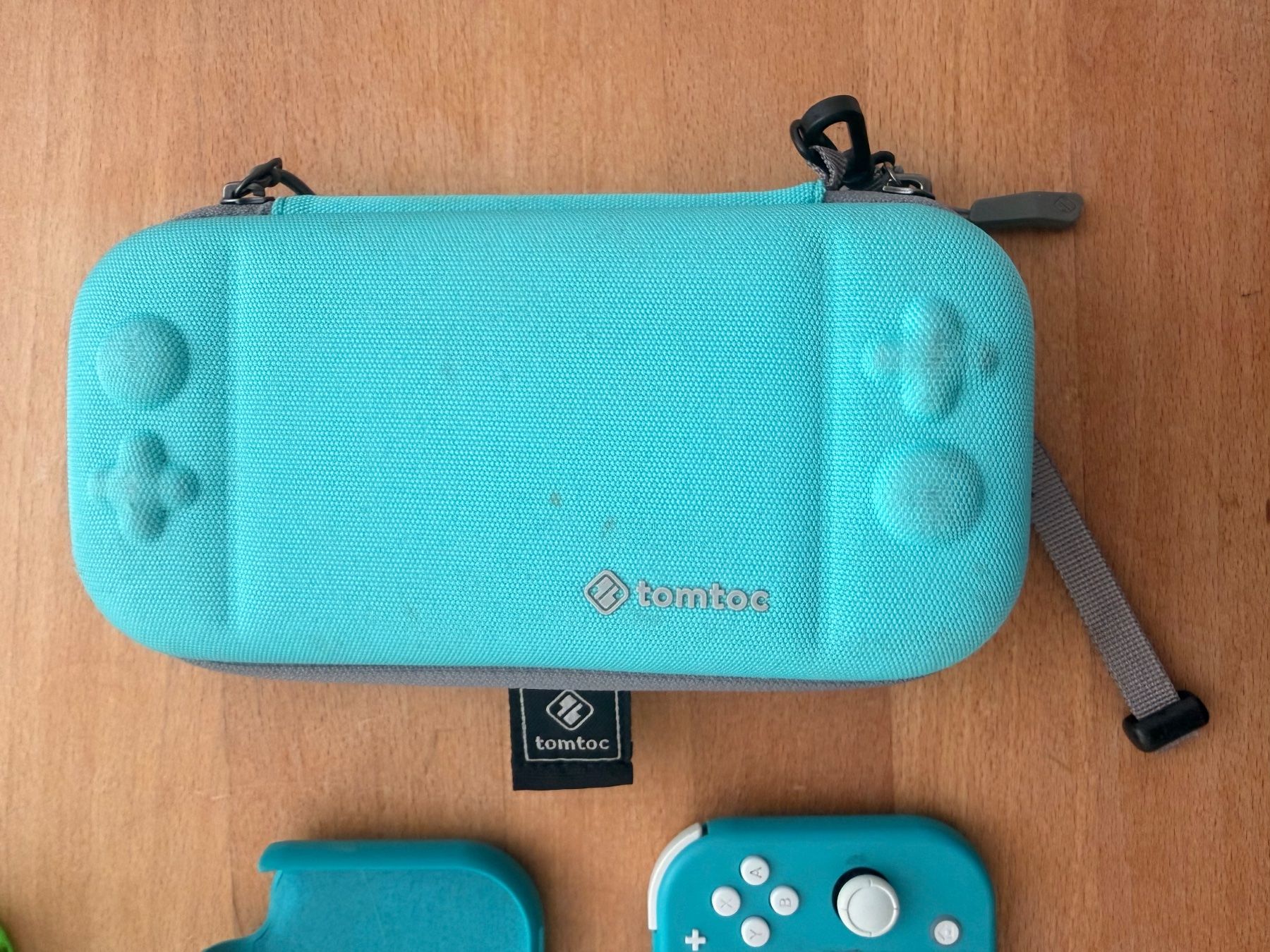 Nintendo Konsolen: Switch Lite – Gebraucht aus Basel von Mydonkey 2
