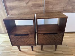 Nachttische Massivholz/Mangoholz, 2. Stück