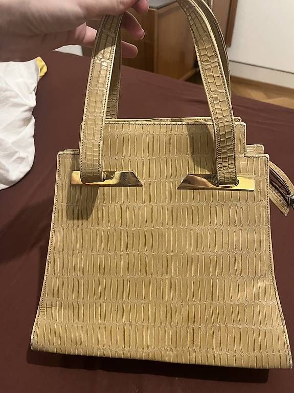 Borse da donna: Sac vintage – Usato da Lausanne venduto da Noemie1994