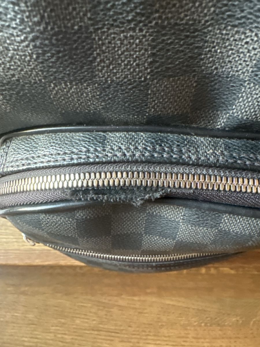 Louis Vuitton Zaini: Rucksack Louis Vuitton Canvas Damier Graphite Schwarz mit Ma – Usato da Windisch venduto da Mica82gelb 2