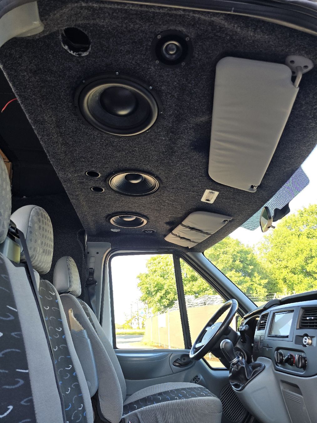 Ford Veicoli da campeggio: Ford Transit 330 TDCI 2.2 Camper – Usato da Biberist venduto da Stanley... 3