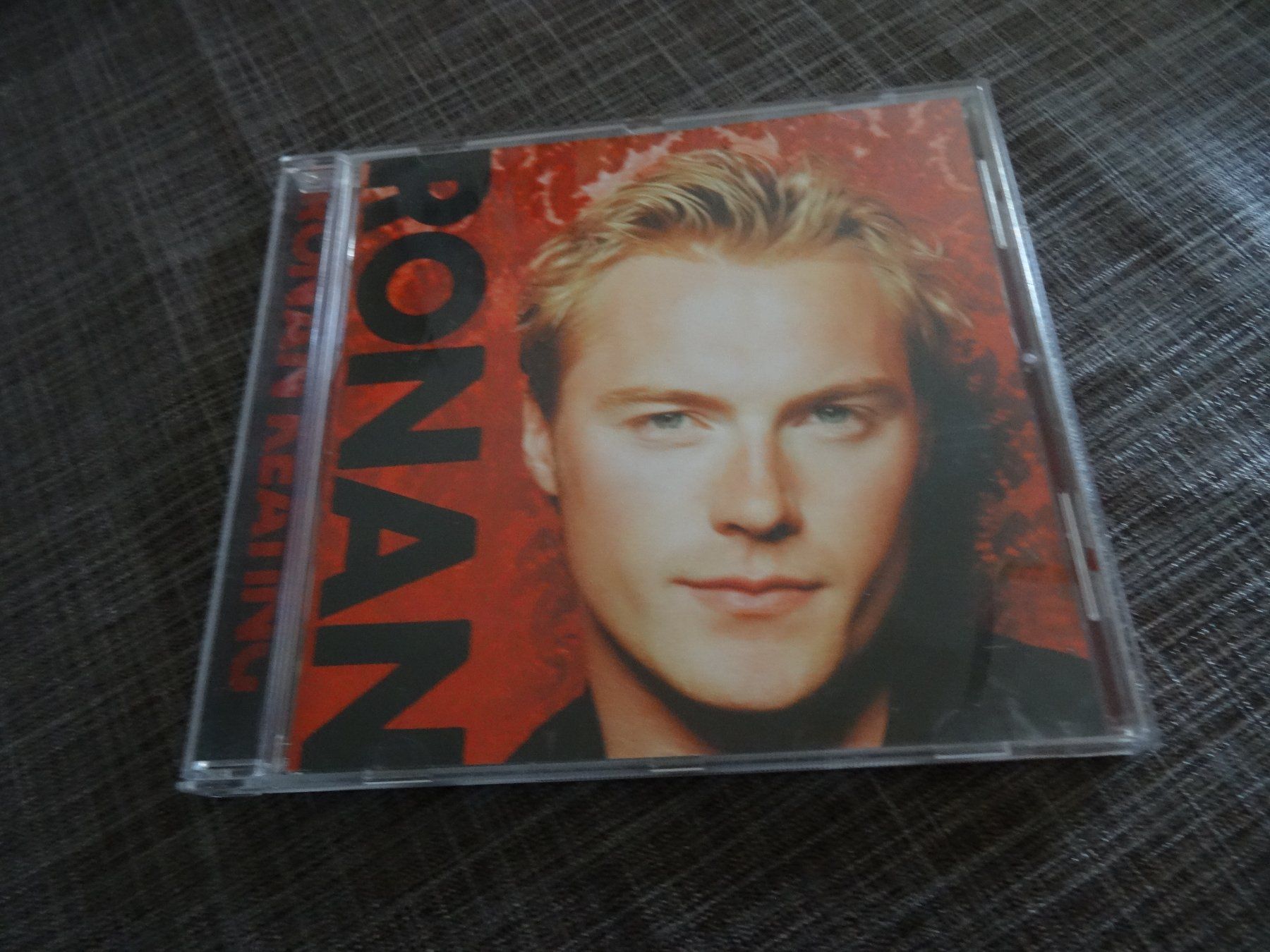 CD: Ronin Keating - RONAN CD – Usato da Olten venduto da Disc-Ausverkauf