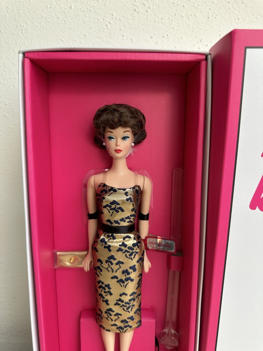 Bambole: Silkstone Bubblecut Barbie Puppe – Nuovo e nell'imballaggio originale da Zürich venduto da Kat_5557 2