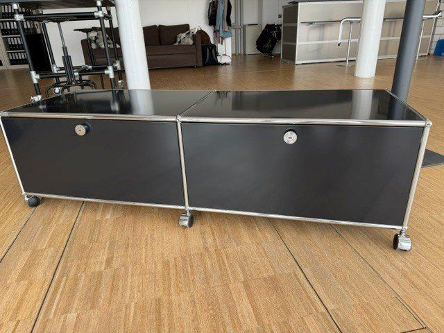 USM Meubles TV: Original USM TV Möbel (USM Regal System 500) – D'occasion à Meilen par lucy1230 2