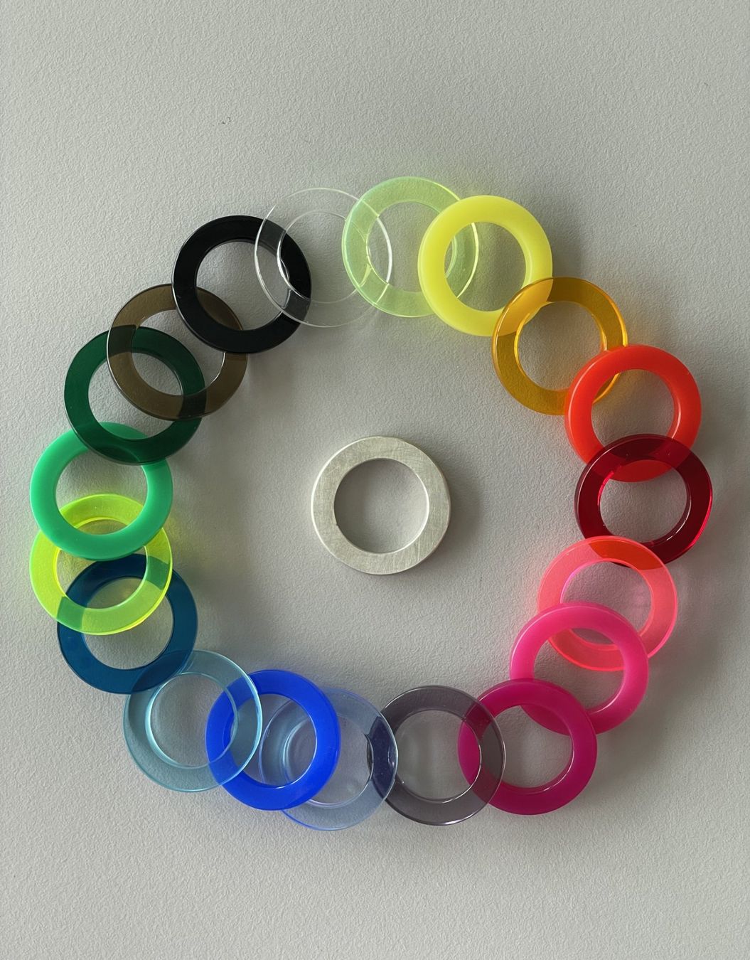 Ringe: Silberring mit 19 Plexiglasringen - Grösse 57 – Neu und originalverpackt aus Turgi von bar_8pdm 1