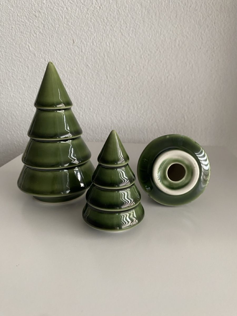 Alle Dekorationen: Three ceramic Christmas trees – Neu (gemäss Beschreibung) aus Rorschach von vil_yt9d 1