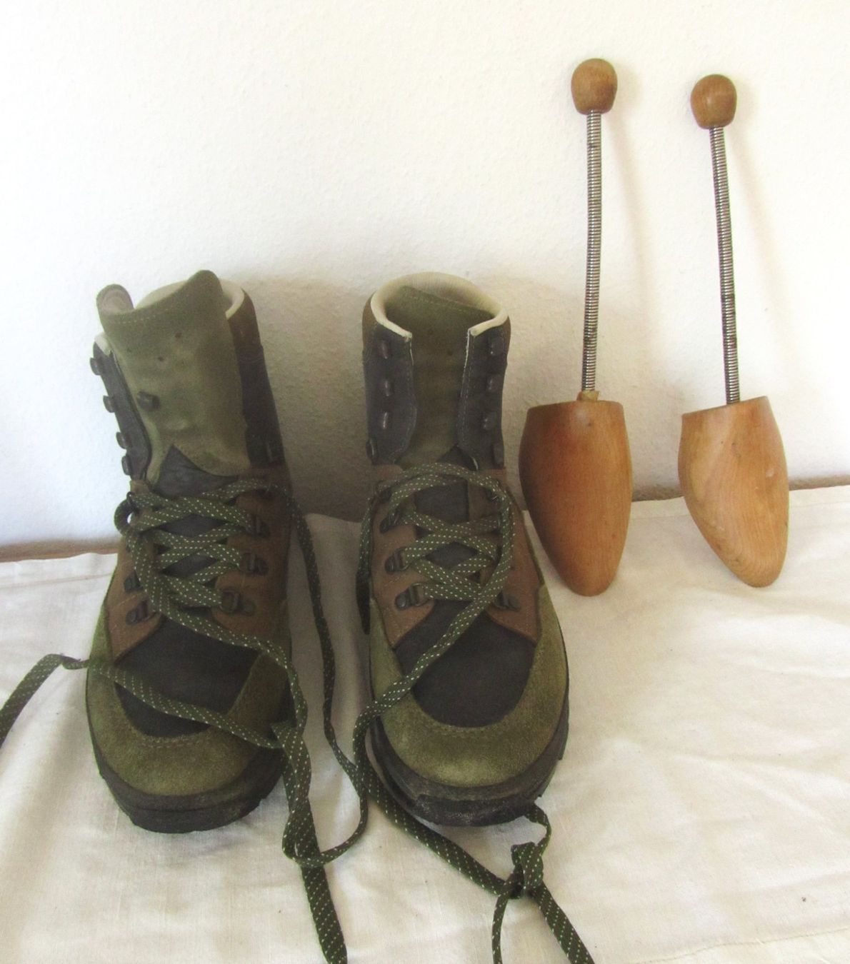 Scarpe da uomo: Wanderschuhe LOWA Trekking – Usato da Seengen venduto da mikelele 8