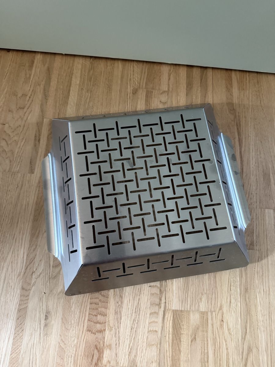 Weber Appareils de cuisine: Panier Weber grill bbq - acier inoxydable – D'occasion à Kloten par Mumiiin 2