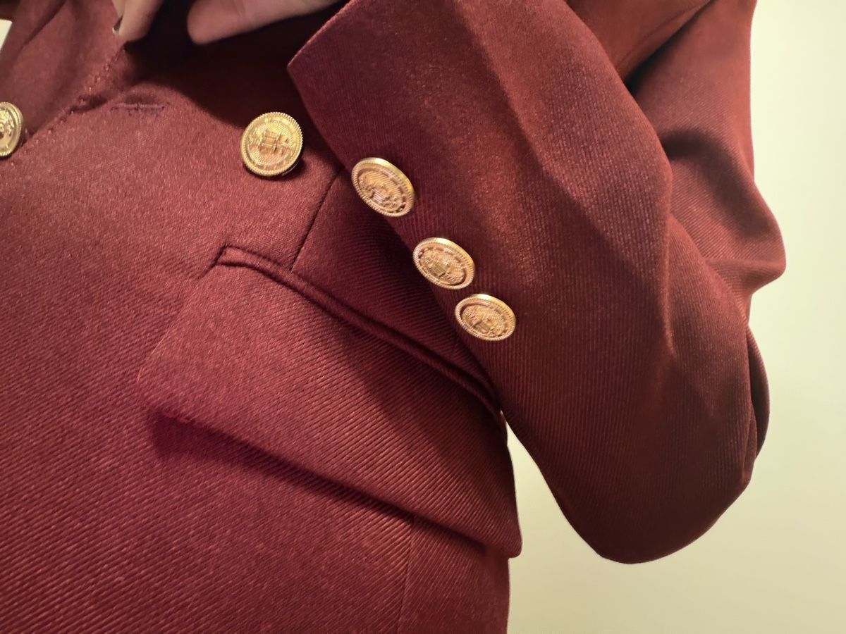 Giacche: Taillierter Blazer Bordeauxrot – Nuovo e nell'imballaggio originale da Dietikon venduto da meeelissaa 2