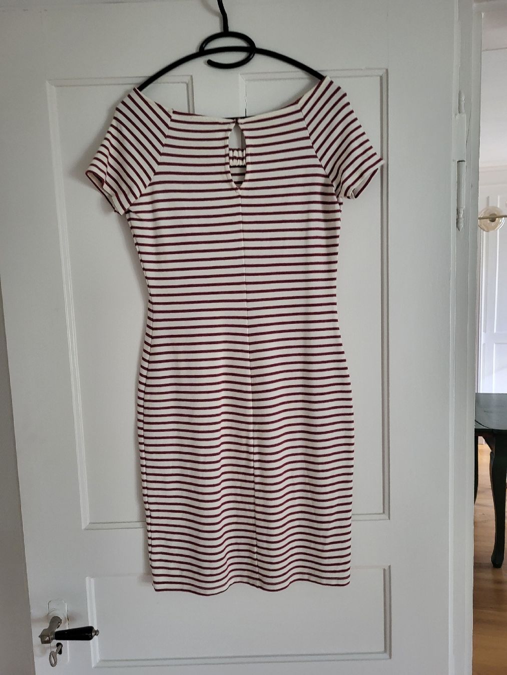 Esprit Vestiti: Esprit Kleid weiss/rot Gr. S, Stretch – Nuovo (secondo la descrizione) da St.Gallen venduto da Einstein87 3