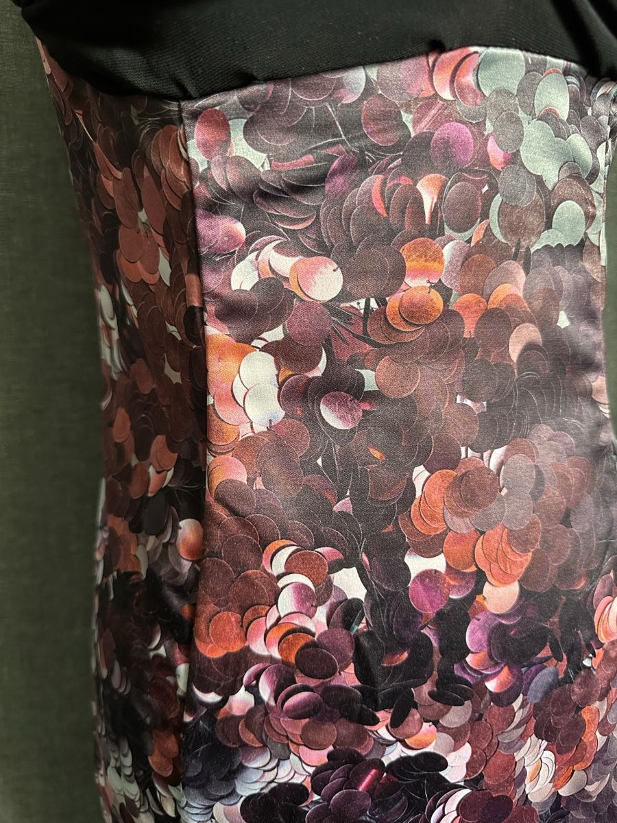 Guess Vestiti: Einzigartiges Kleid – Usato da Uitikon Waldegg venduto da MGC 6