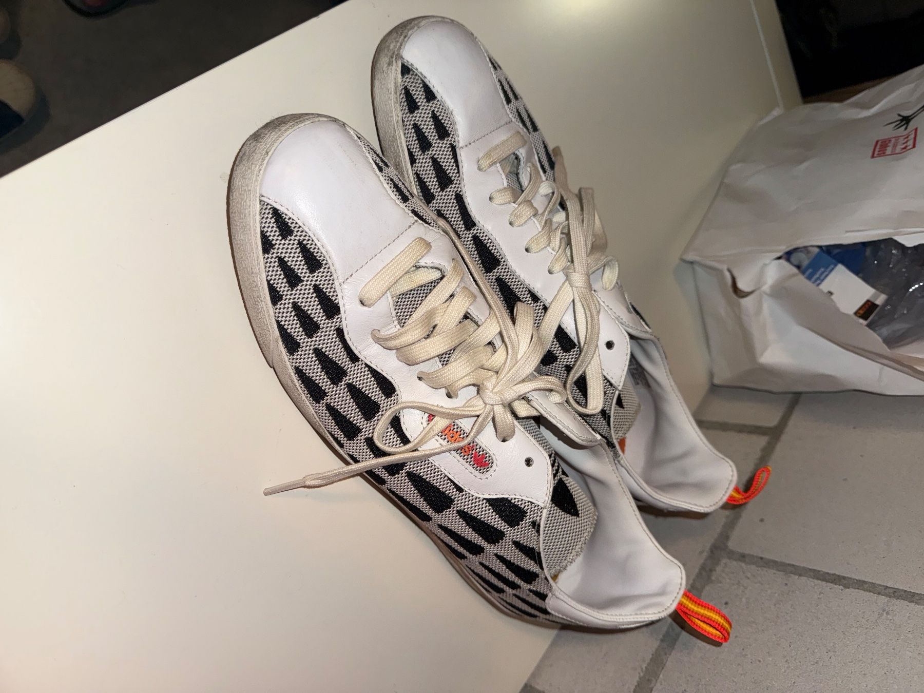 Adidas Herrenschuhe: Adidas Special Edition – Gebraucht aus Küsnacht ZH von gma_67jc