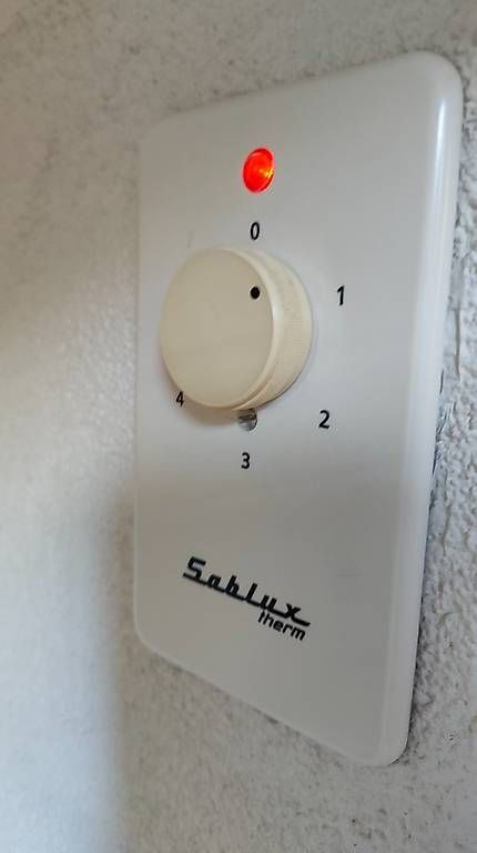 Camini: Excellent insert de cheminée à air pulsé chauffe une maison – Usato da Denges venduto da jon_6ccw 4