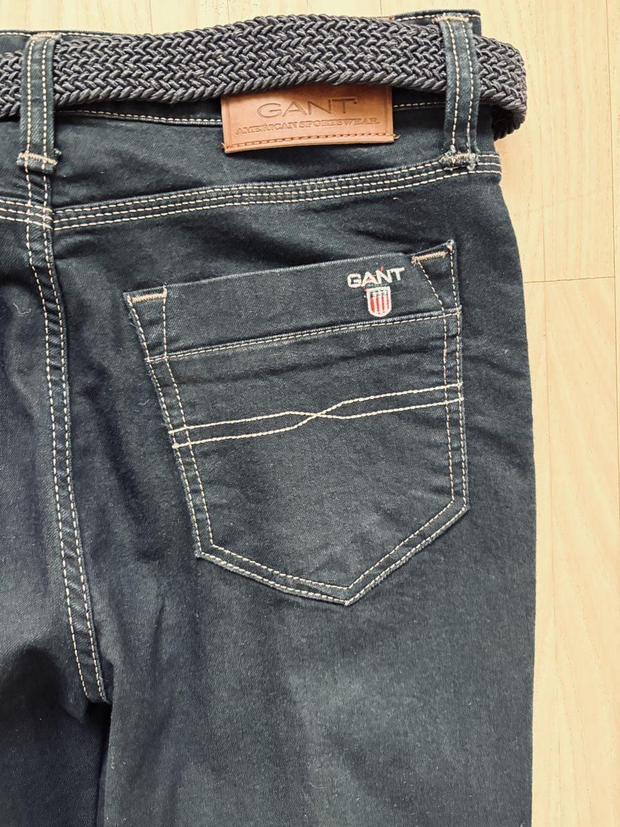Gant Jeans: Gant Jeans, Grösse 32, mit Gürtel, NEU – Nuovo (secondo la descrizione) da Oberengstringen venduto da Marling 3