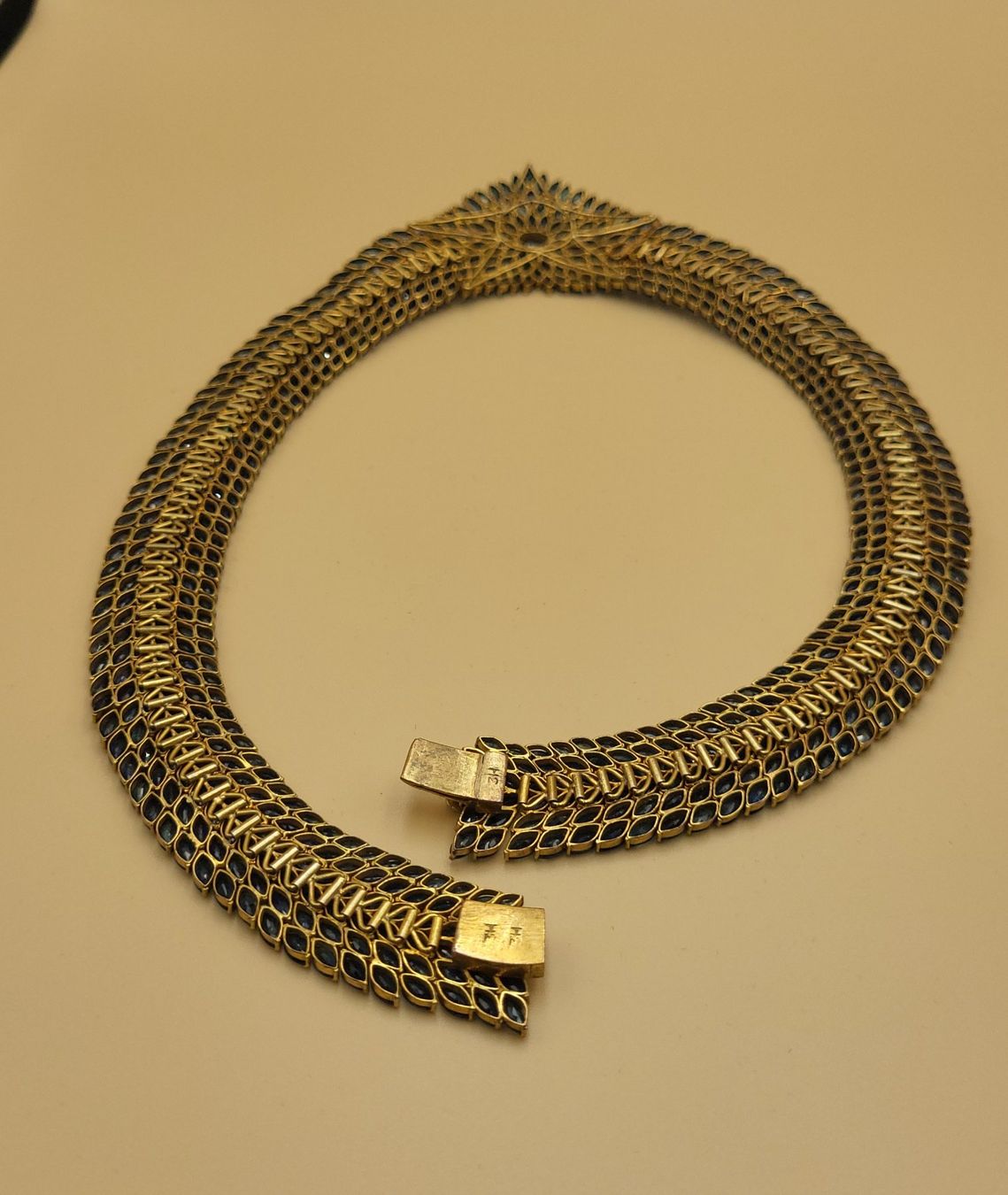 Catenine: Goldige Elegante Collier Mit Saphire – Usato da Wald ZH venduto da SwissPawnshop 8