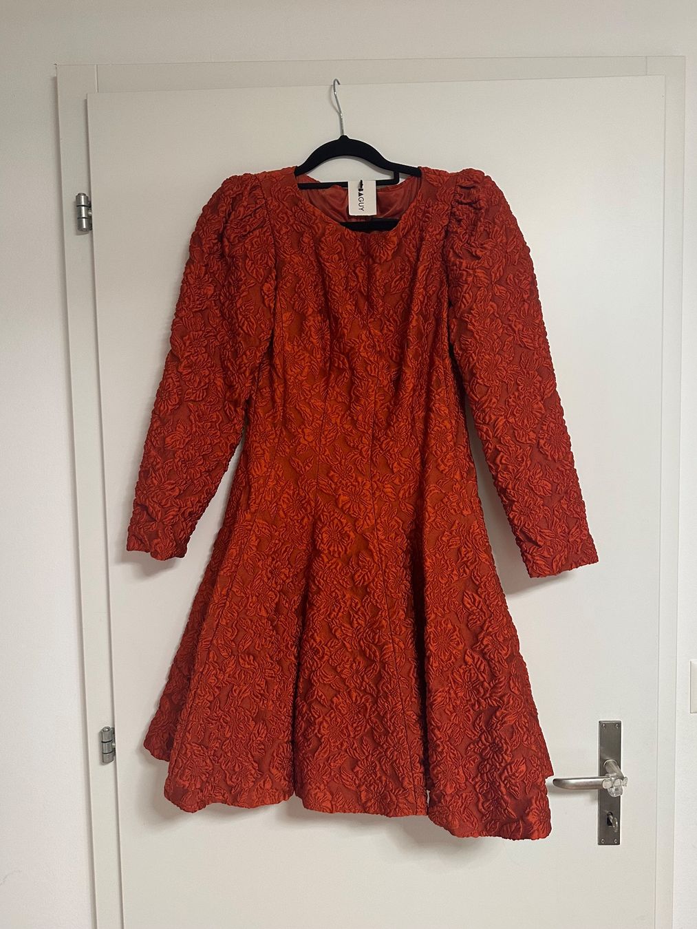 Vestiti: Wunderschönes Herbstkleid, strukturierter Stoff, Gr. 38 – Nuovo e nell'imballaggio originale da Vitznau venduto da cat_qsh8 2