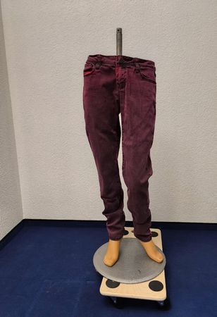 Pinke Jeans - Gothic, Punk, Emo