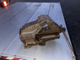Massiver Schraubstock