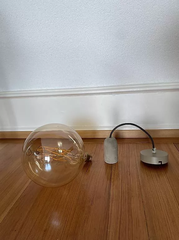 Lampade: Lampe – Usato da Lausanne venduto da keriea
