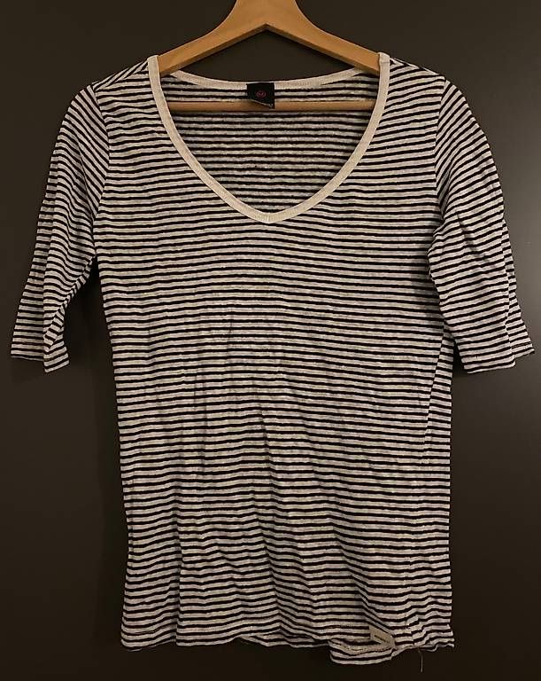 Tops: Damen Shirt gestreift – Gebraucht aus Luzern von ale_v5qn