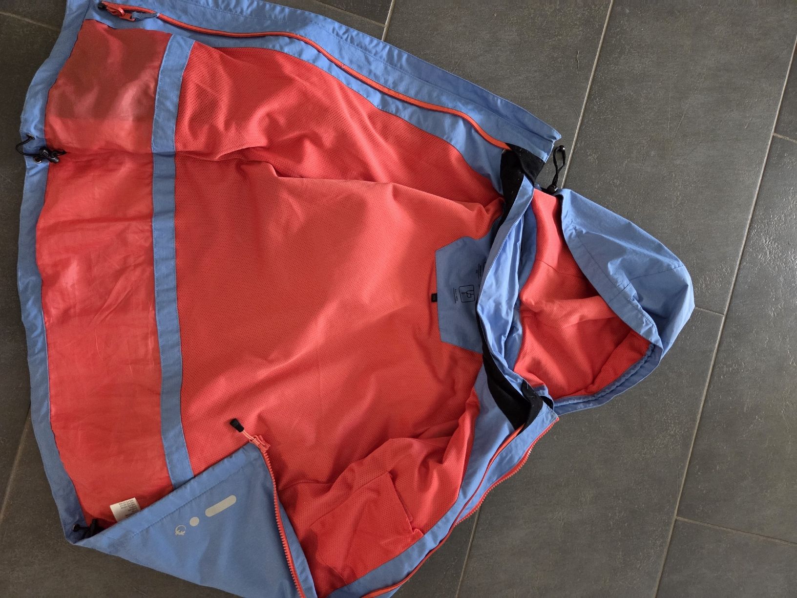 Trevolution Vestes & Manteaux: Regenjacke – D'occasion à Henggart par andreita 4