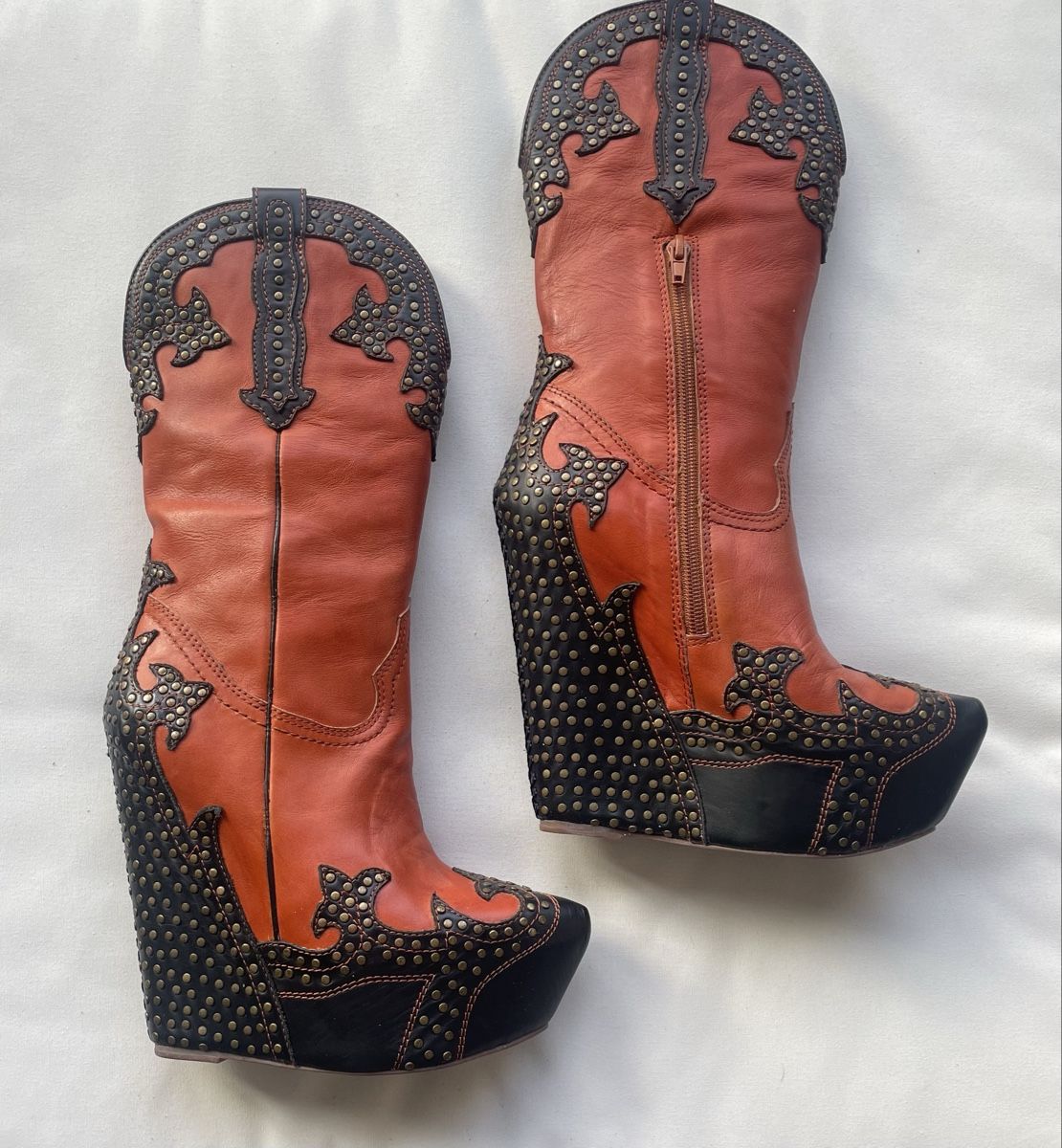 Scarpe da donna: Jeffrey Campbell Plateau-Westernstiefe – Nuovo (secondo la descrizione) da Dietikon venduto da MCage