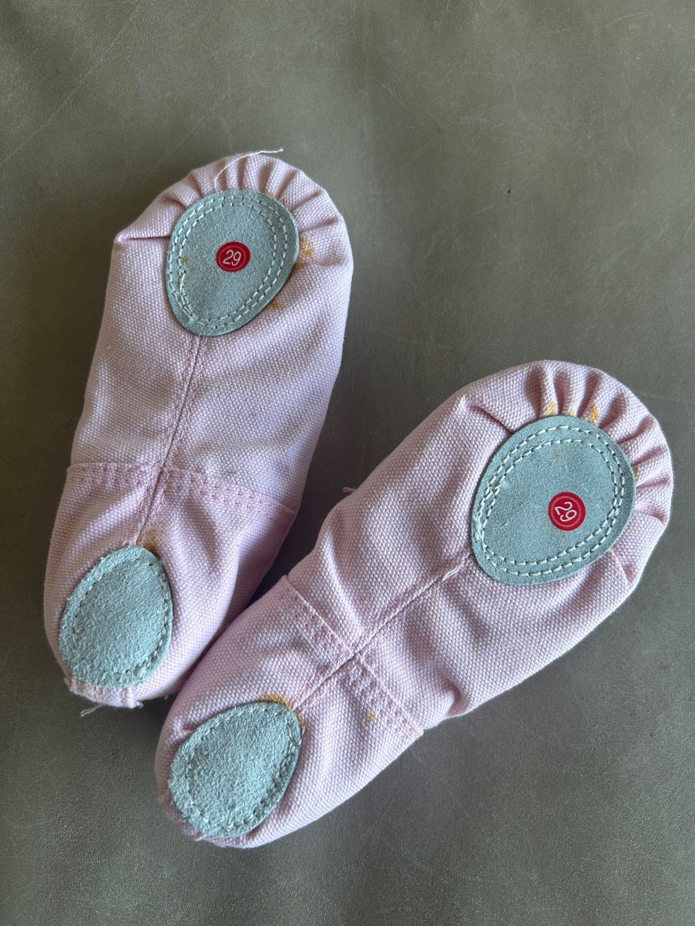 Scarpe per ragazzi: Turntappeli /Ballettschuhe Gr. 29 – Nuovo (secondo la descrizione) da Wädenswil venduto da LS777 1
