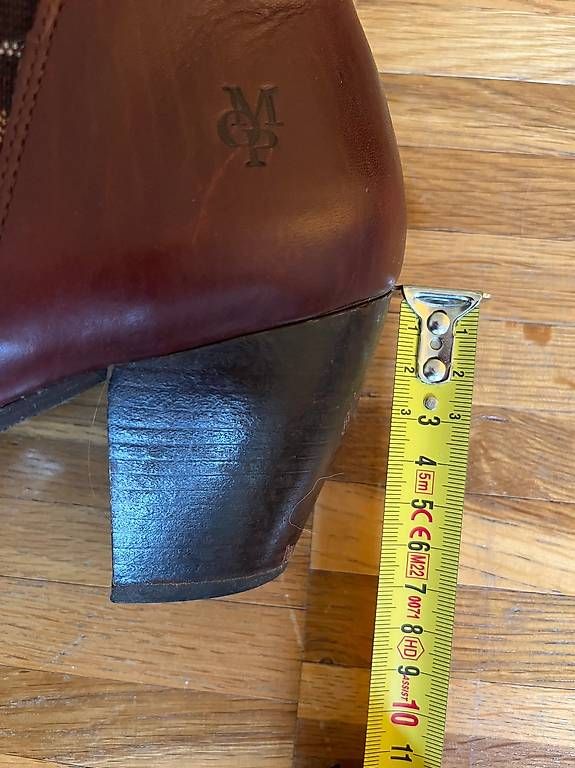 Scarpe da donna: Stiefeletten Damen – Usato da Zürich venduto da vliegje 4