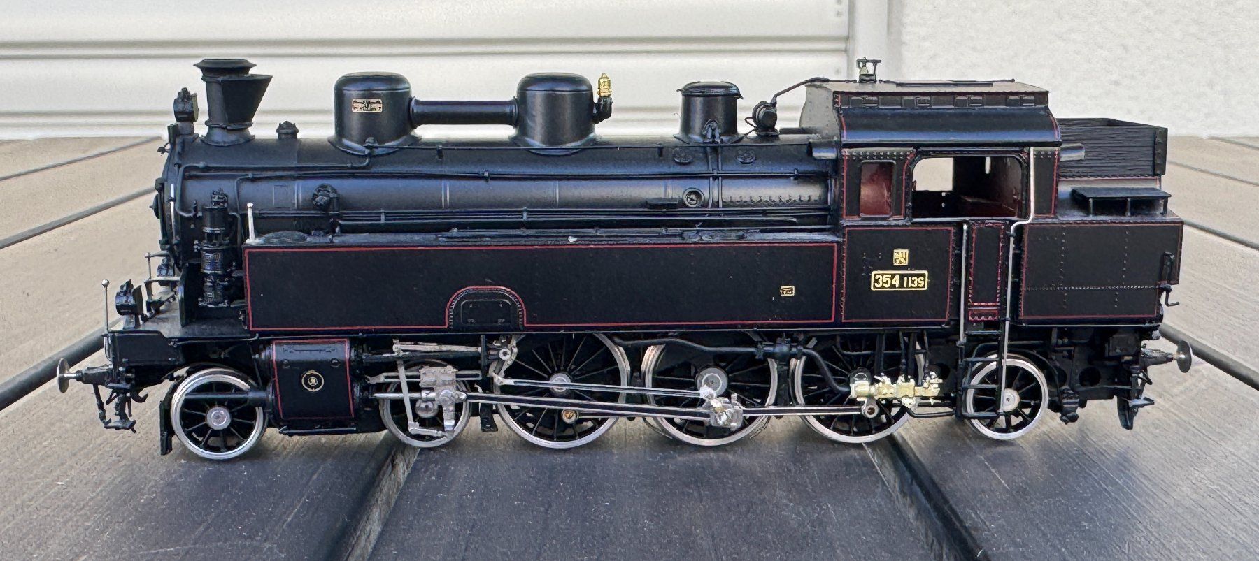 Modellini di ferrovie: Tschechoslowakische Dampflok 354, H0 DC – Nuovo e nell'imballaggio originale da Affoltern am Albis venduto da pet_9d2k 7