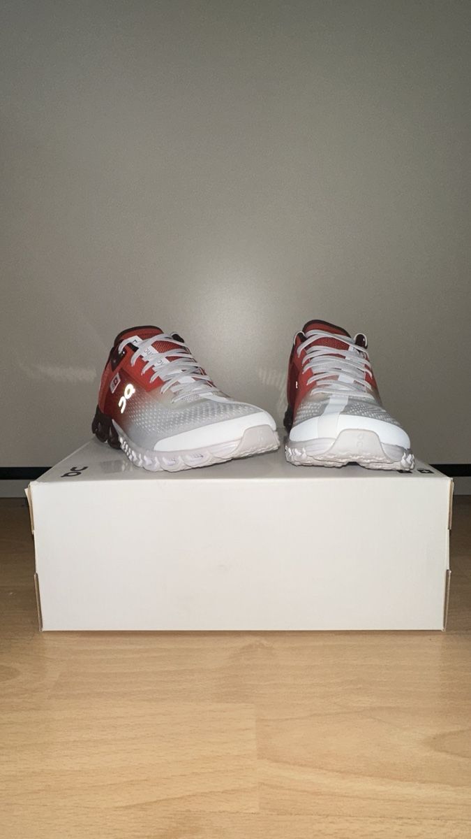 On Damenschuhe: On Running Cloudflow 3.0 Weiss/Rot Gr. 37.5 – Neu und originalverpackt aus Uster von Haki.vhc 1