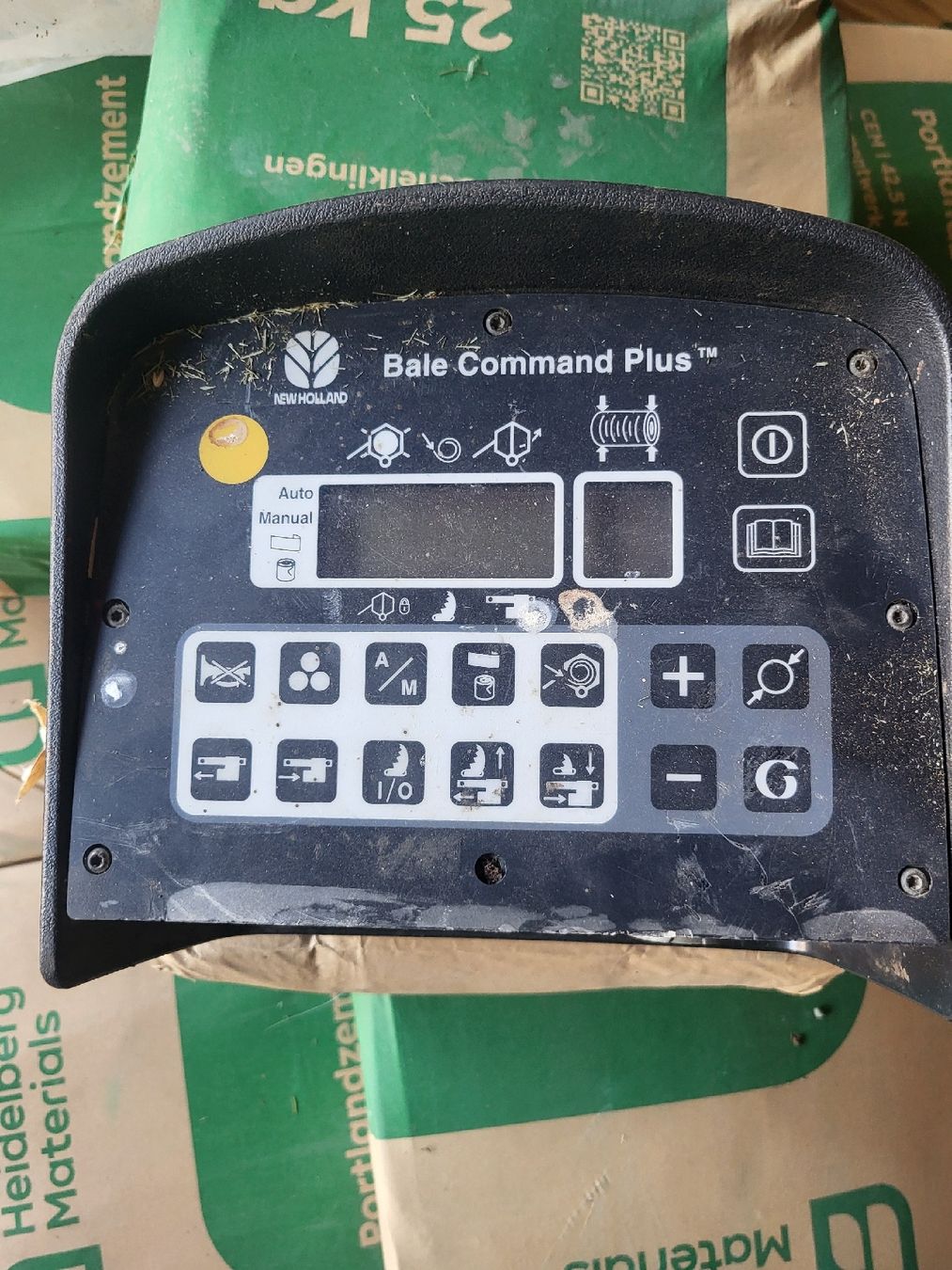 New Holland Tutte le macchine: Presse Rundballenpresse – Difettoso da Ermensee venduto da tvt 7