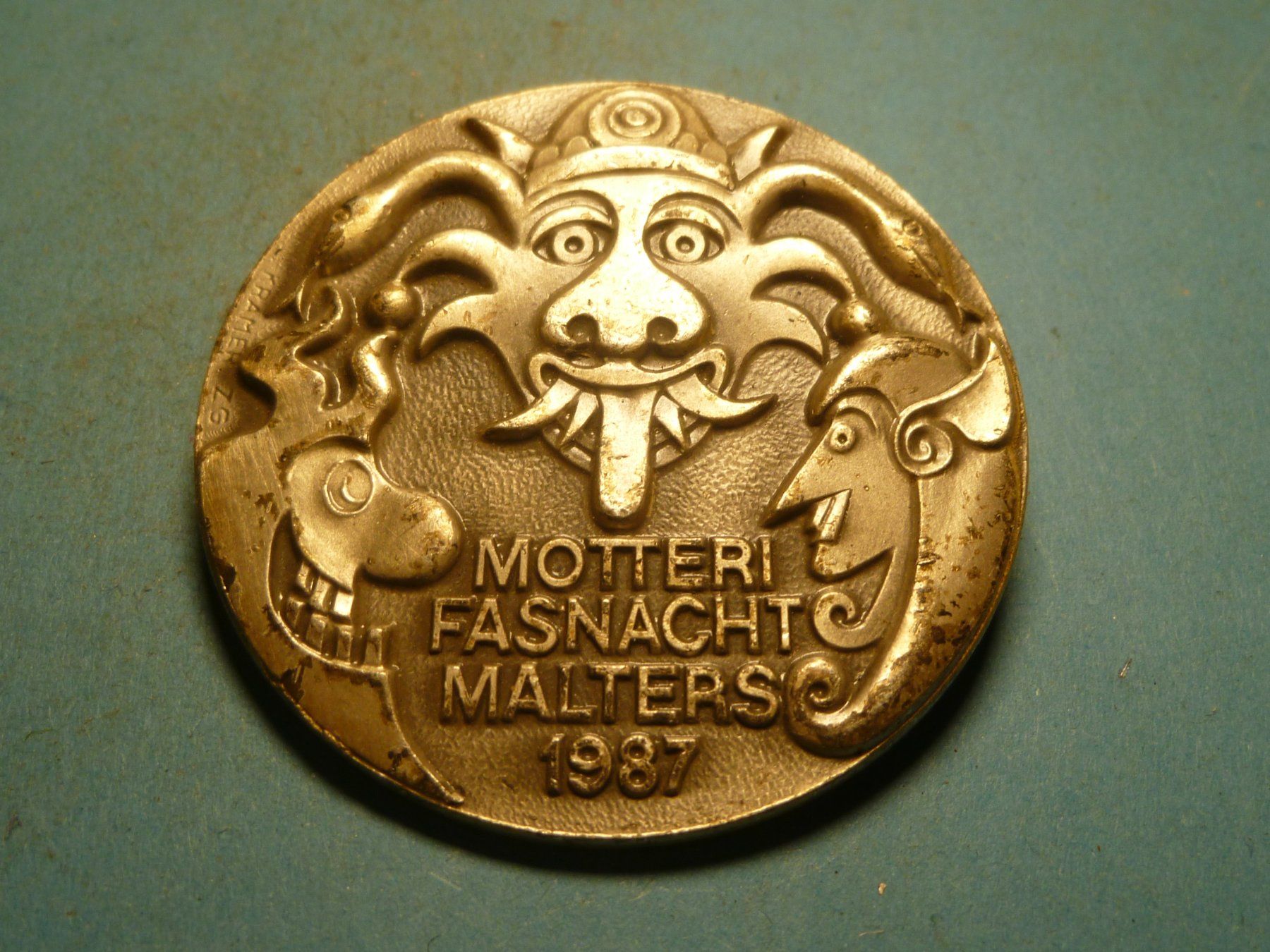 Plaketten & Abzeichen: MALTERS 1987 SILBER – Gebraucht aus Ried (Muotathal) von Mandarin02