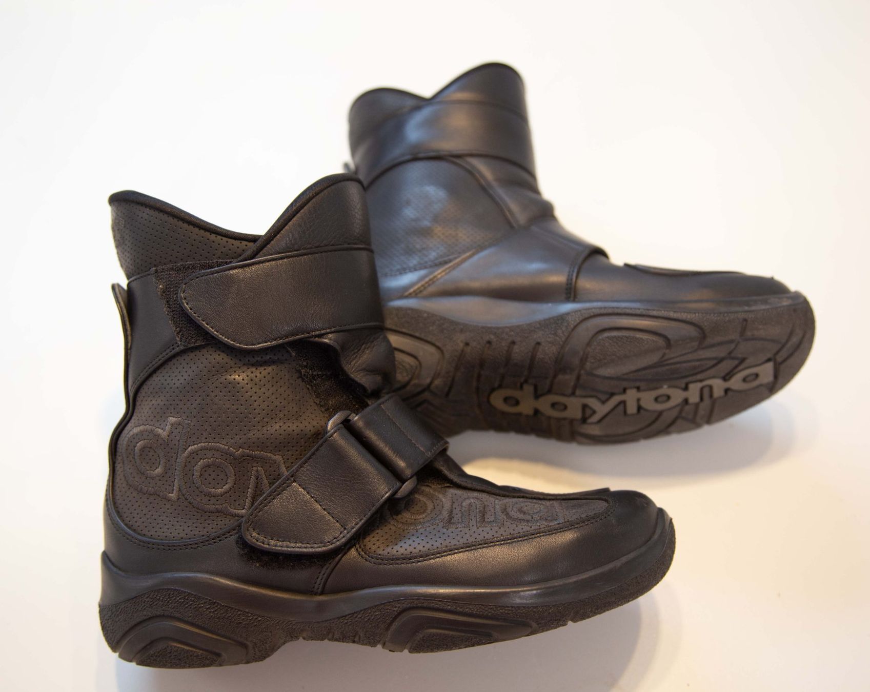 Scarpe da donna: DAYTONA Motorrad Schuhe Gr. 37 – Usato da Tuggen venduto da Skip13