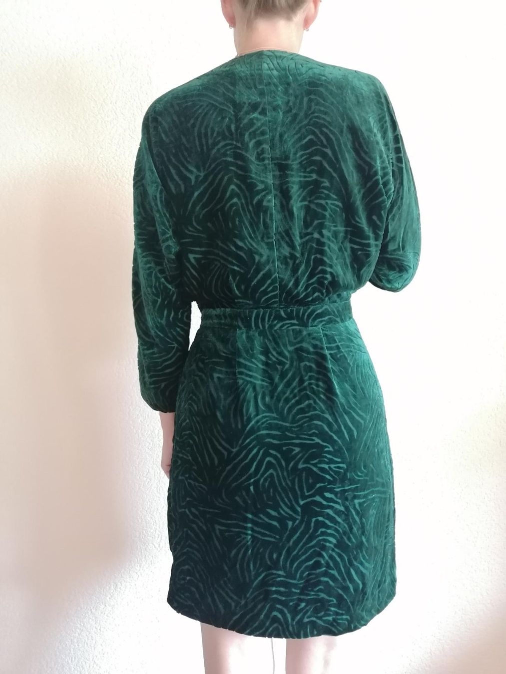 Blusen: Samt-Wickelkleid Grün – Neu (gemäss Beschreibung) aus Marbach LU von BitsAndBobs 7
