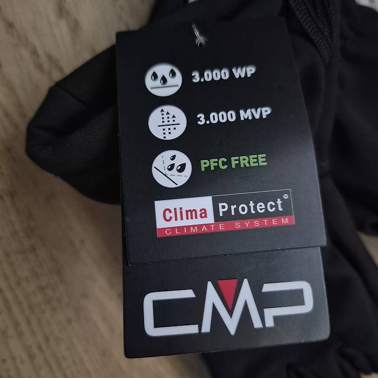 Gants: CMP Kinderhandschuhe,  Gr. 4 (Softshell/ Fleece) – D'occasion à Bremgarten AG par wellea 3