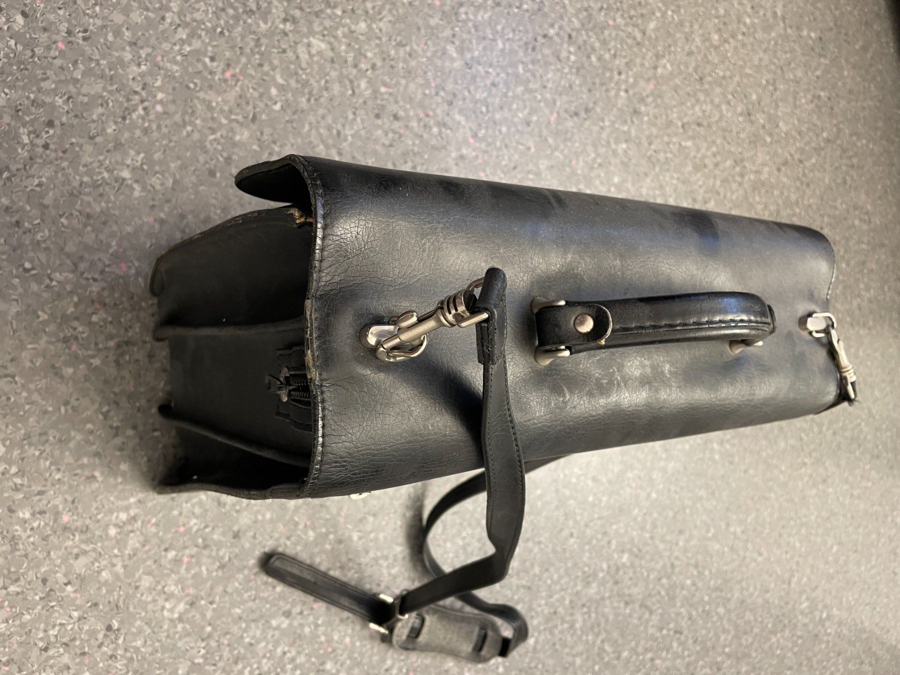 Valises & Sacs: Aktentasche Leder – D'occasion à Frauenfeld par mulbf 1