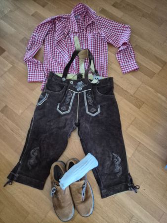 Komplettes Oktoberfest Outfit, Grösse M, Top Zustand!