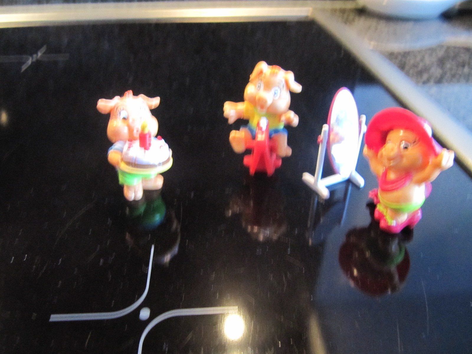 Figuren: ferrero kinder 9 figuren Pinky Piggys - 2000 – Gebraucht aus Arbedo von nadia1973 4