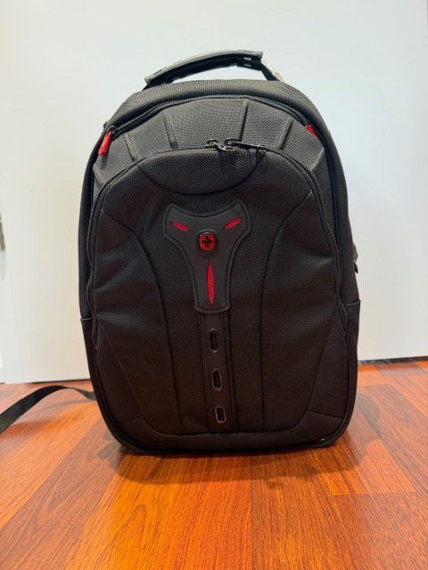 Wenger Rucksäcke: Wenger Rucksack; Modell Pegasus Deluxe – Gebraucht aus Endingen von wubi