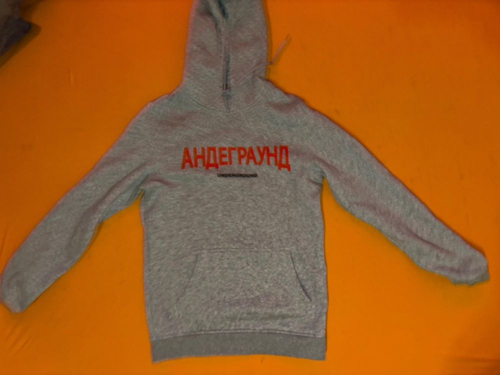Snipes Pullover mit Underground Aufschrift. Acheter sur Ricardo