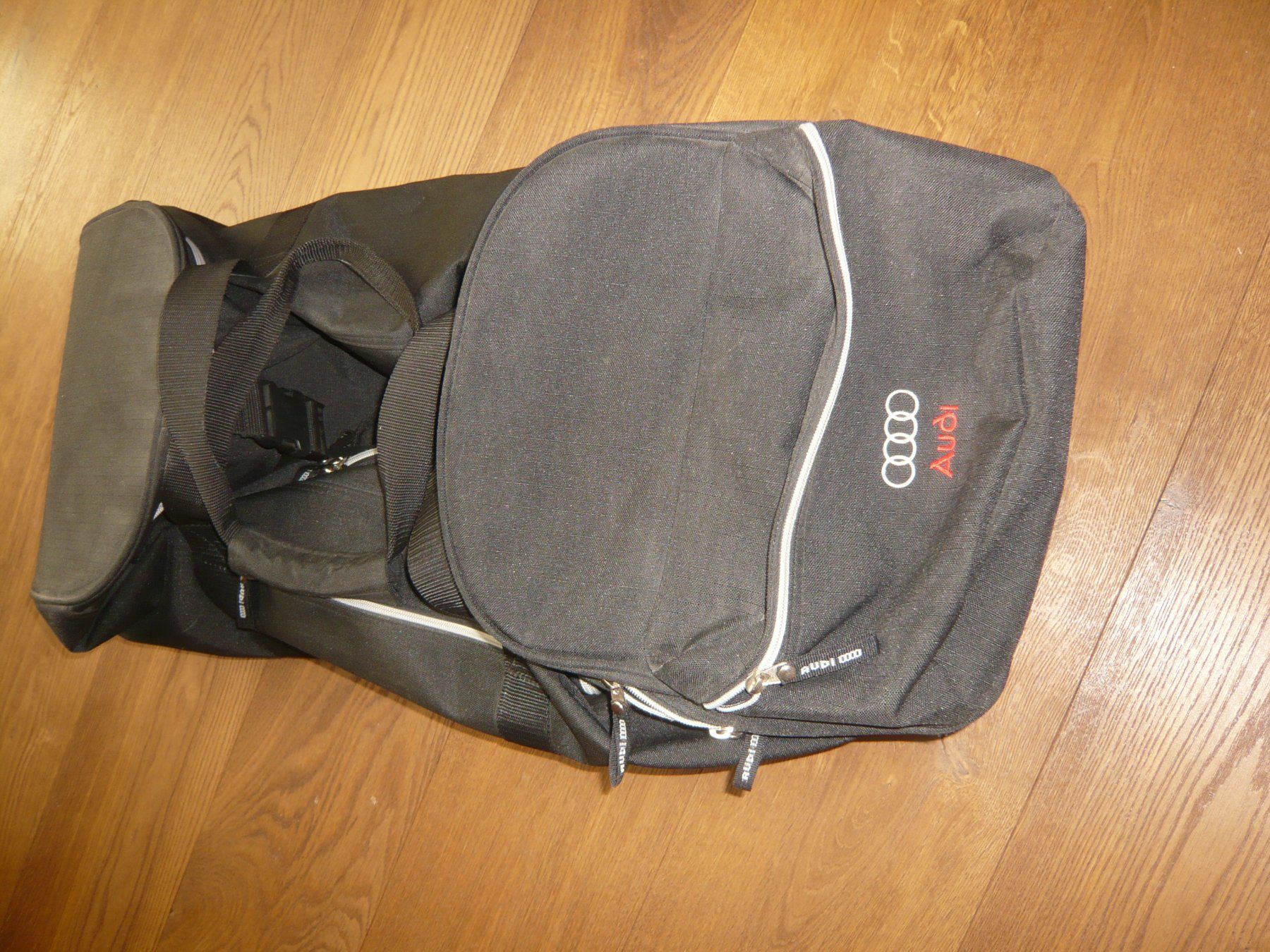 Audi Taschen: Roll-Tasche von Audi – Gebraucht aus Zizers von cruze 2