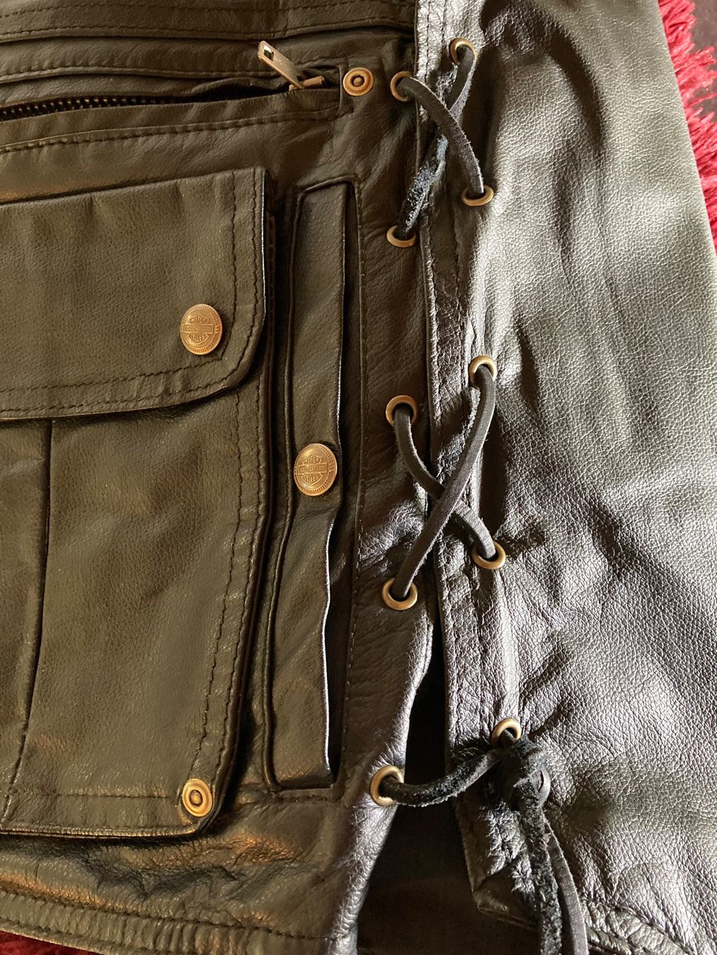 Harley-Davidson Gilet & Giacche: Harley-Davidson Herrenweste Leder M – Usato da Winterthur venduto da wintidizi 2